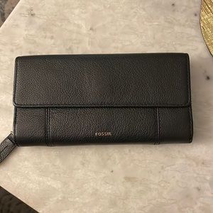 Fossil wallet